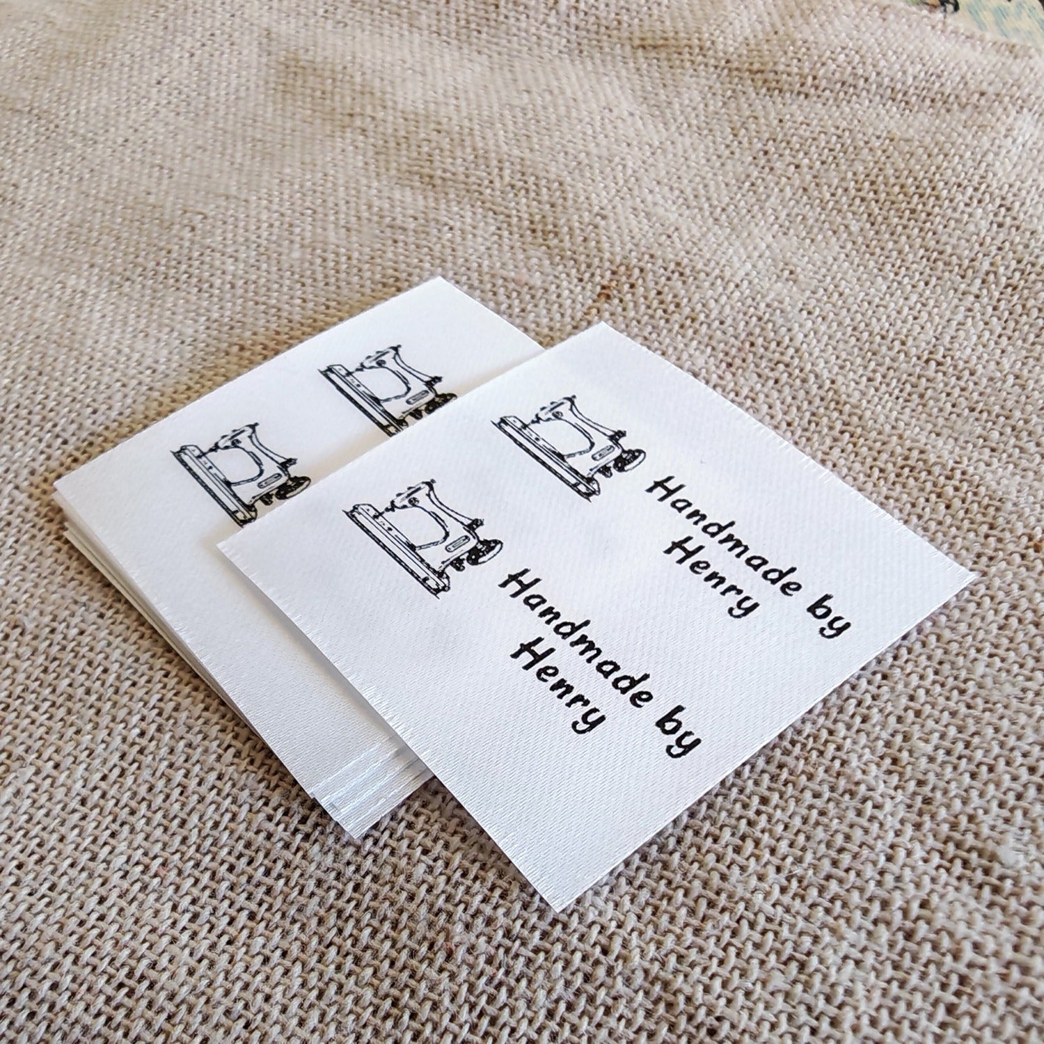 Personalized sewing label with sewing machine illustration — photo 6