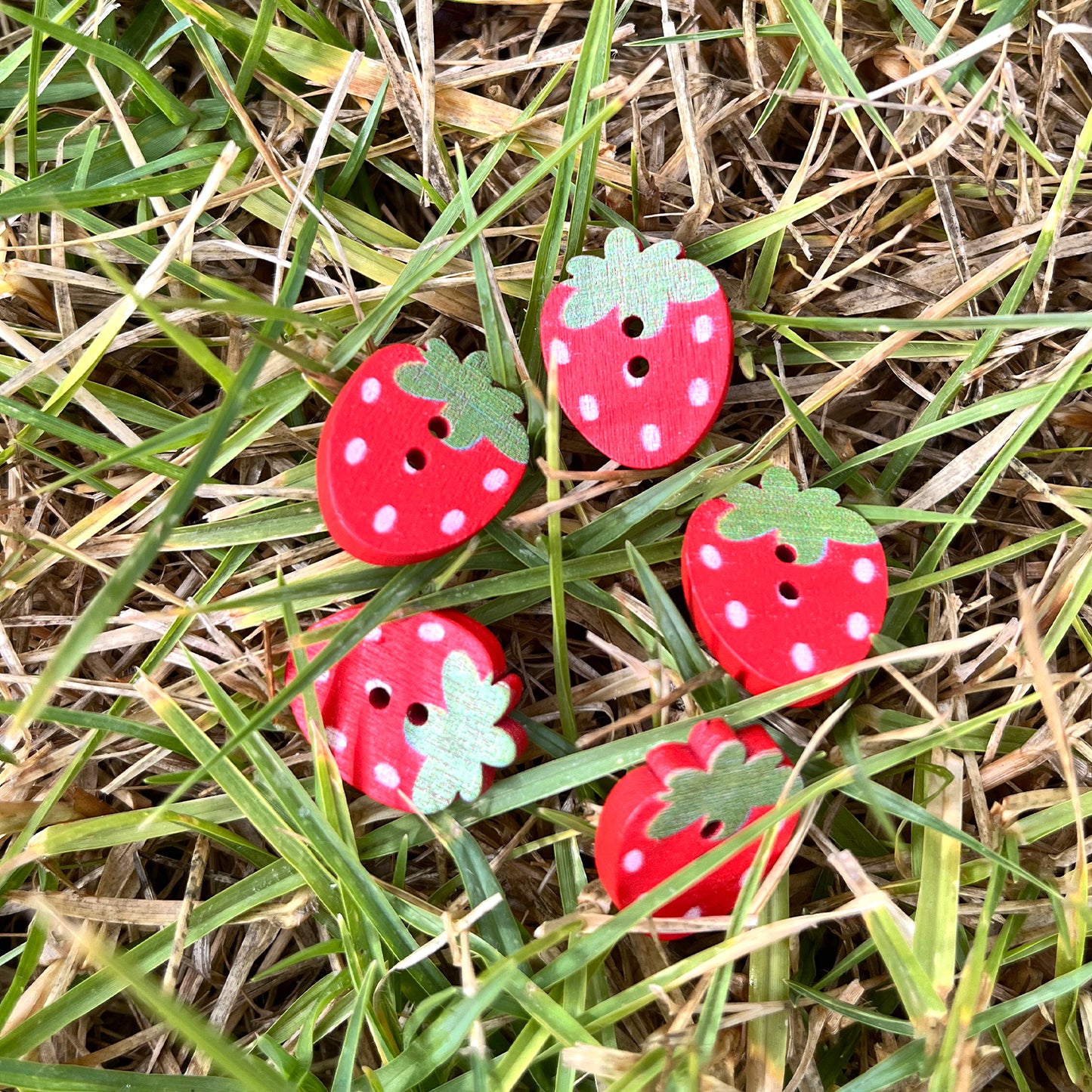 Handmade Wooden Strawberry Buttons – Set of 10 for Sewing, Knitting & Crochet - 17x23mm