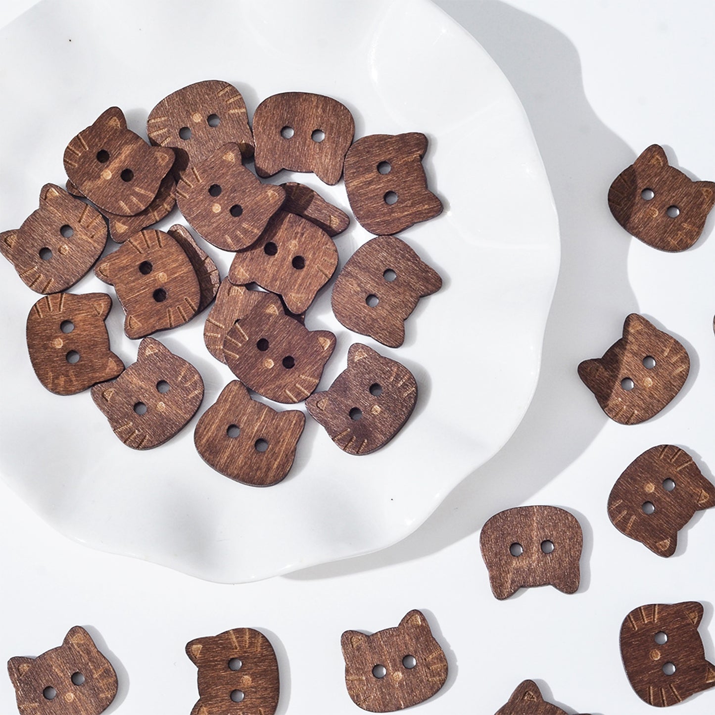 Handmade Wooden Cat Buttons – Set of 10 for Sewing, Knitting & Crochet - 18x16mm
