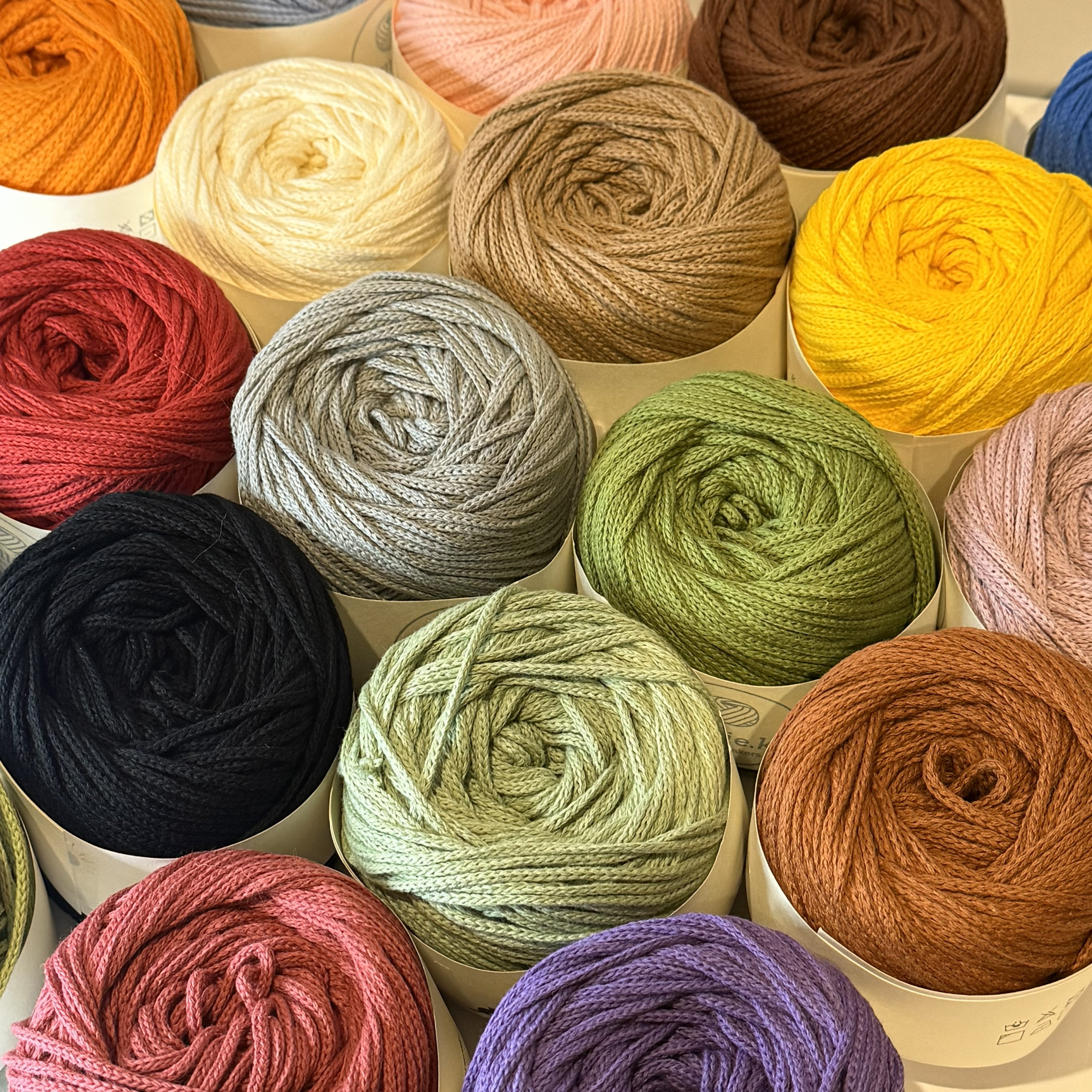 Pure Cotton Yarn 100g – Thick 10-Ply Craft Yarn – Henry Design Studio